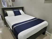 Load image into Gallery viewer, Jr Studio ($24,980JMD)